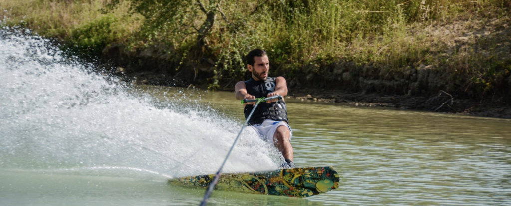 wakeboard-wakesurf-boardtrip-experience-giornata-lago-del-salto